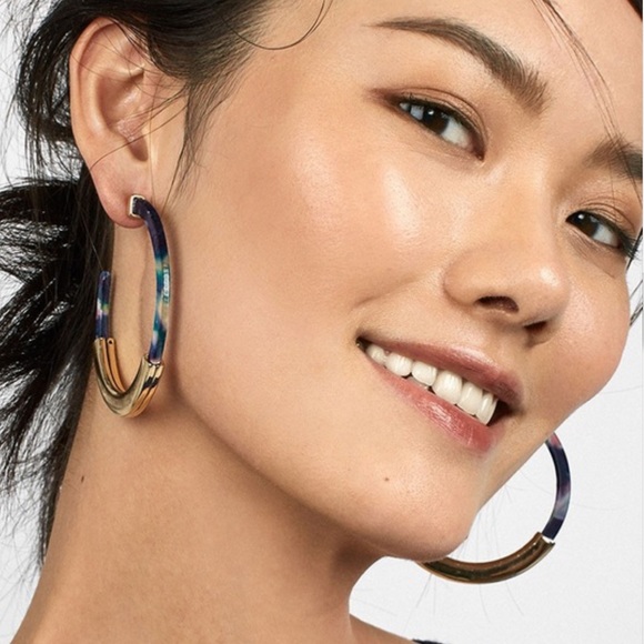 Bauble Bar MulticolorTassiana Resin Hoops*FIRM* - Picture 4 of 6